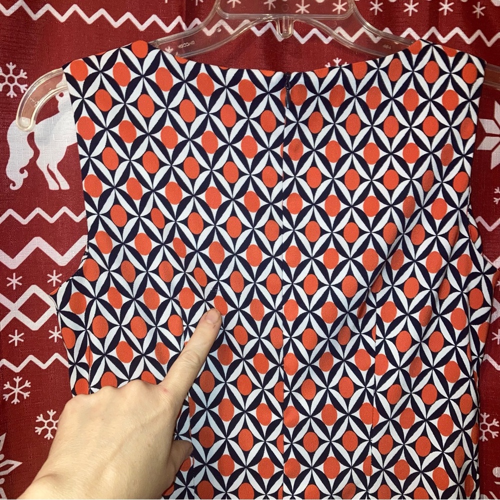 2/$15!! Geometric Mini Dress - Picture 5 of 6